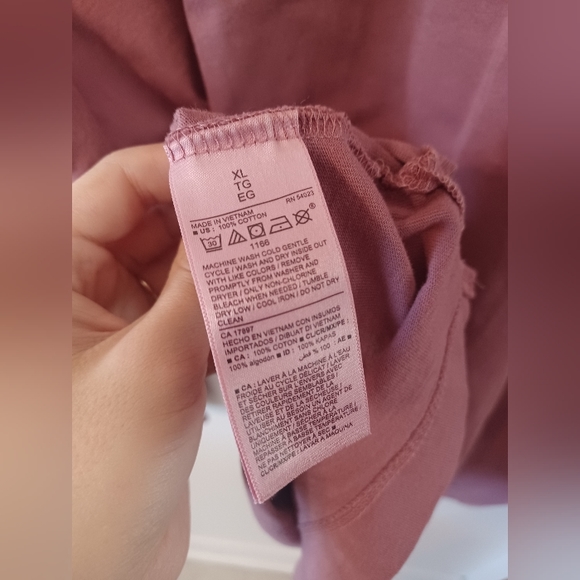 🆕️NWT Old Navy Long-Sleeve Vintage Loose T-Shirt for Women in 'Root Beer', XL - Picture 8 of 9